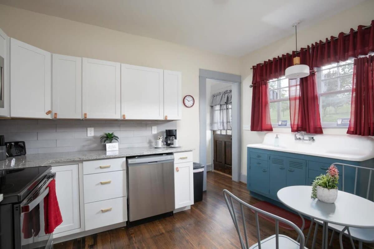 East Lake Stunner-Located At The Foot Of The Ruffner Mountains Birmingham Eksteriør bilde